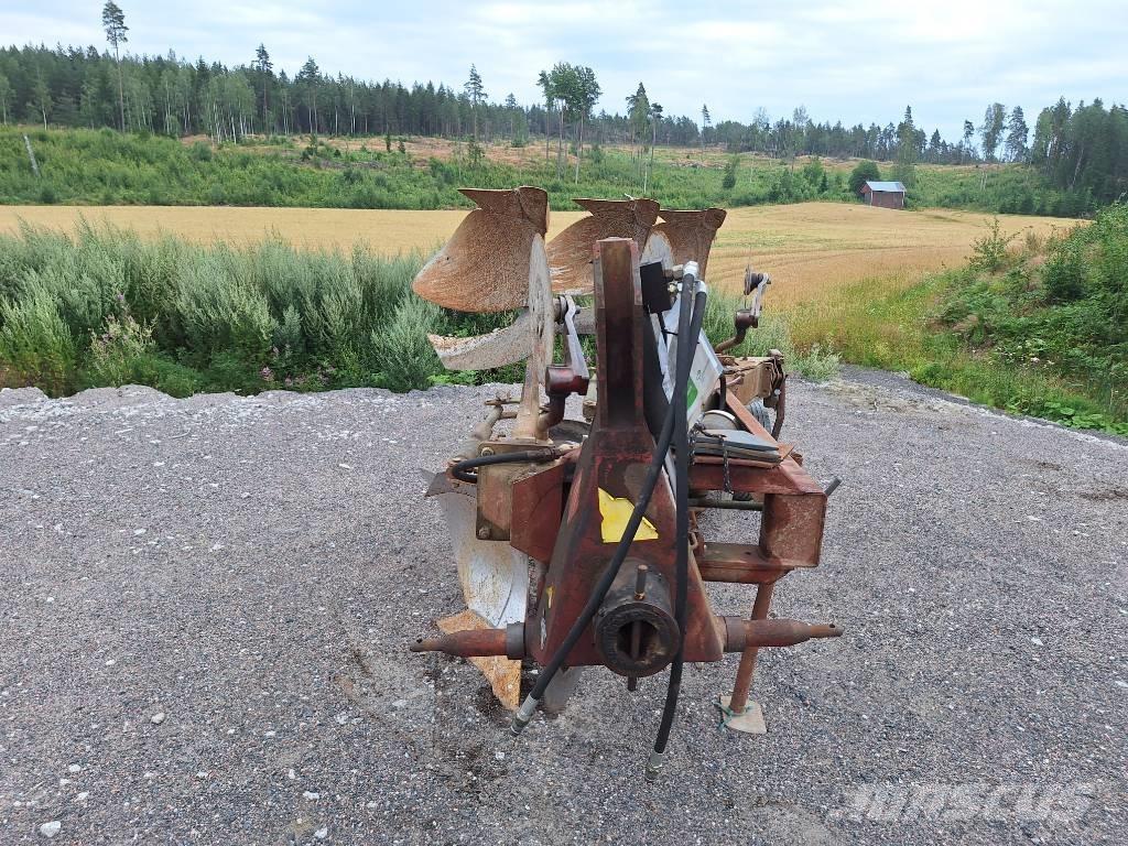 Överum CV 398H Vendeploger