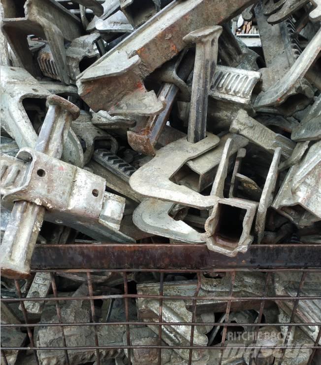 Peri BFD Clamps (Used) Forskaling