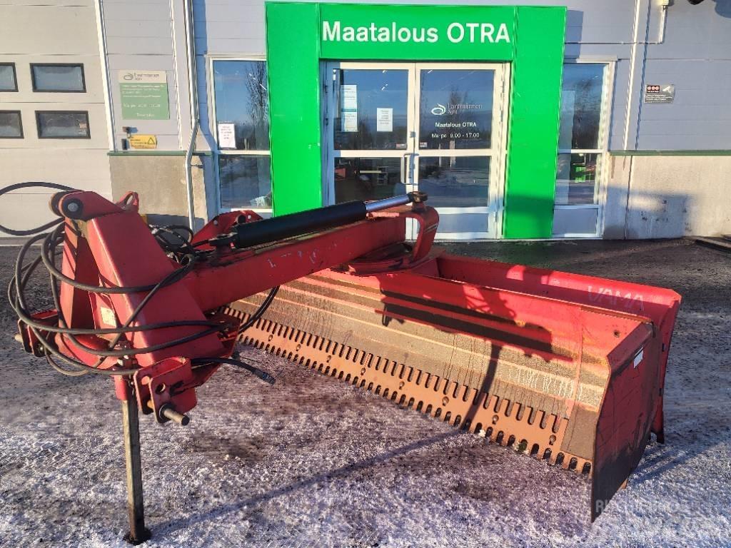 Vama 300 JH2 Veiskraper