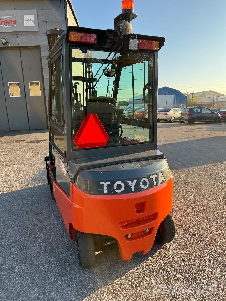 Toyota 8FBMT35 Elektriske trucker