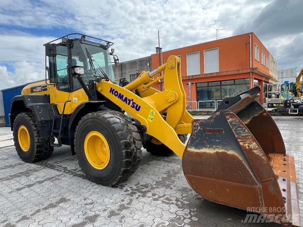 Komatsu WA320-7 Hjullastere