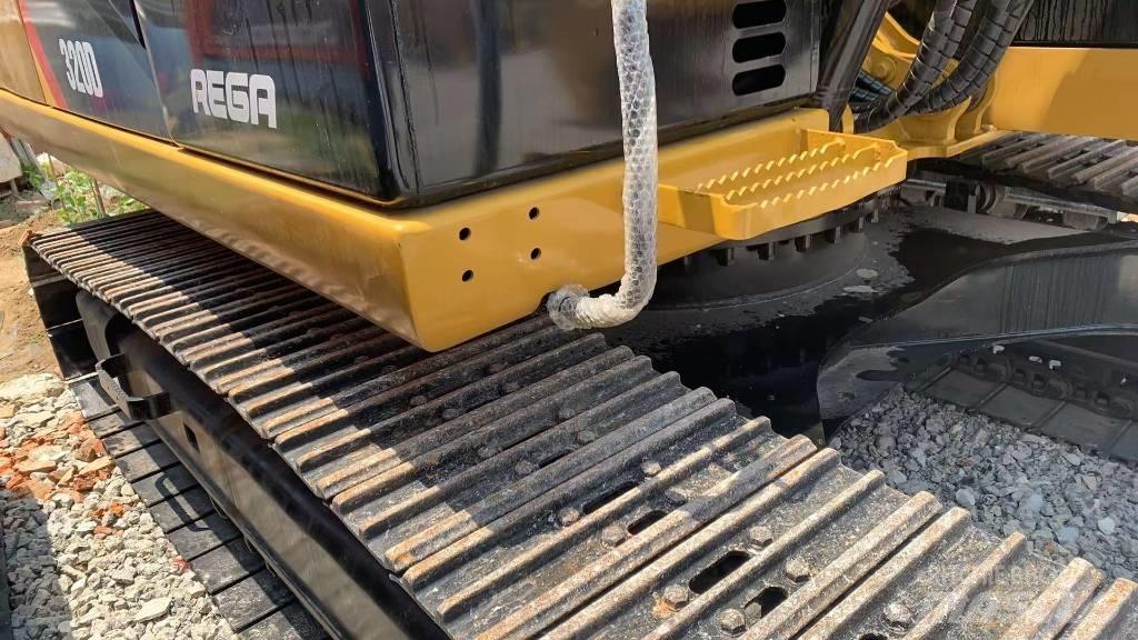 CAT 320 Beltegraver