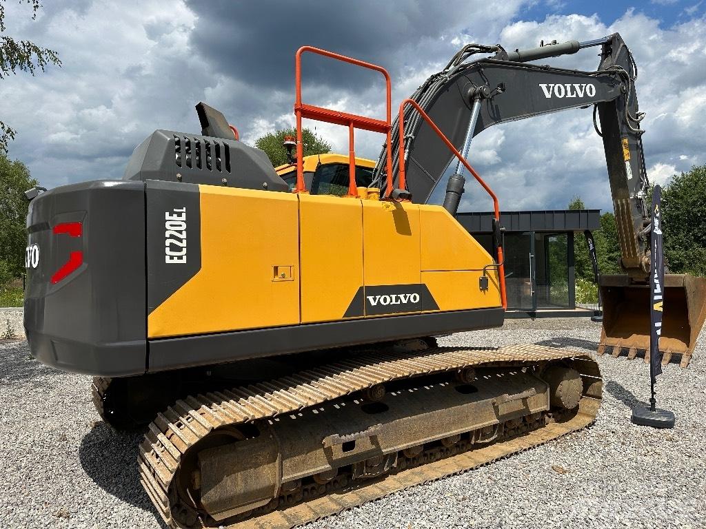 Volvo EC 220 E L Beltegraver