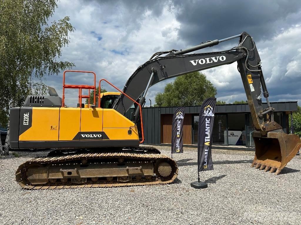 Volvo EC 220 E L Beltegraver