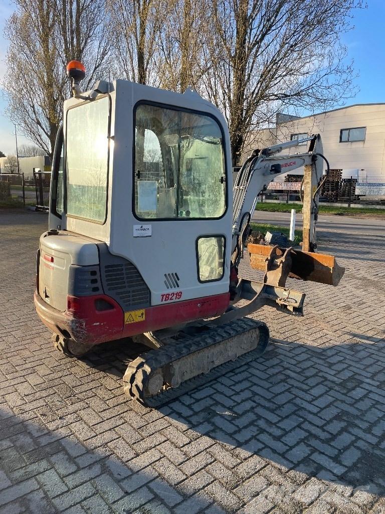 Takeuchi TB 219 Minigravere <7t