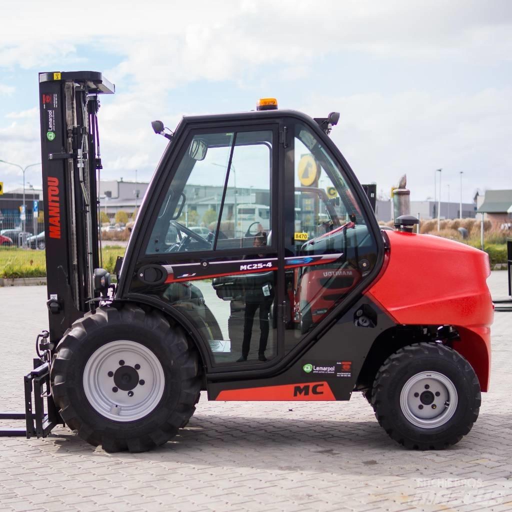 Manitou MC25 Terrenggående gaffeltruck