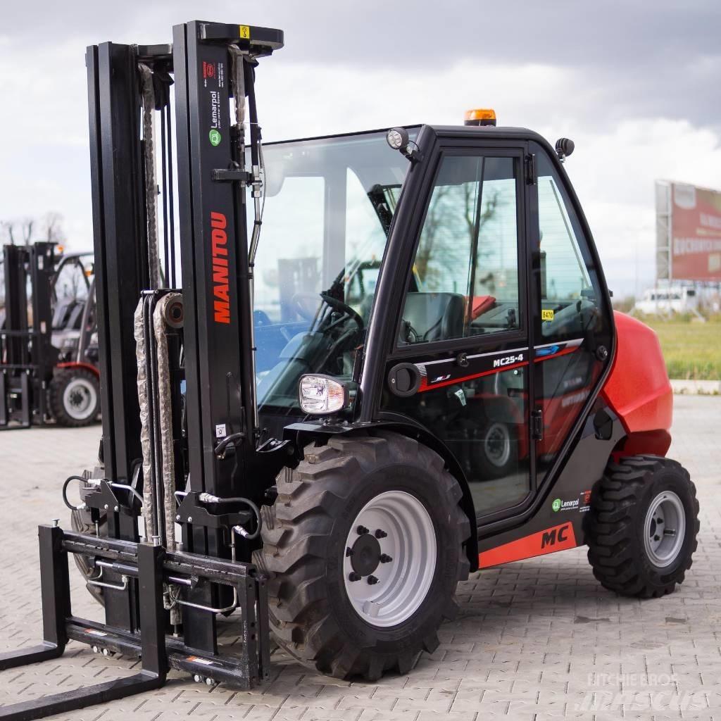 Manitou MC25 Terrenggående gaffeltruck