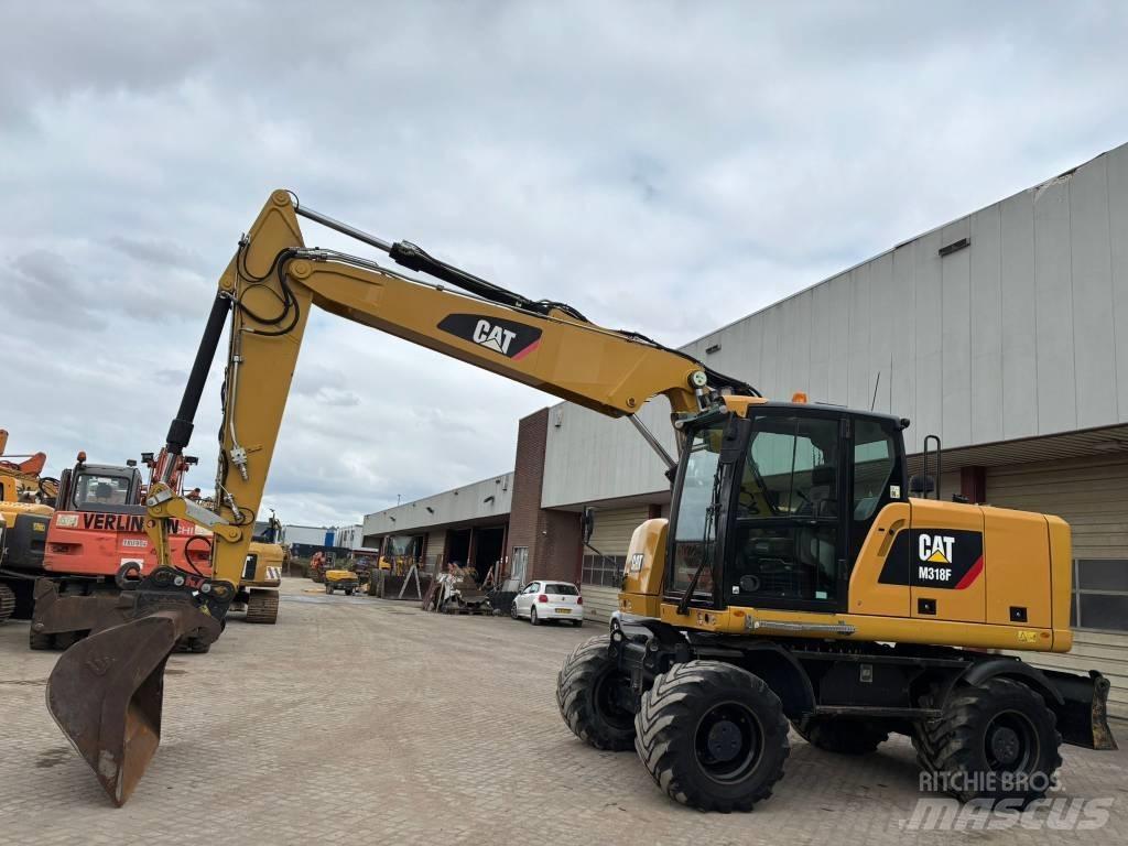 CAT M 318 F Hjulgravere