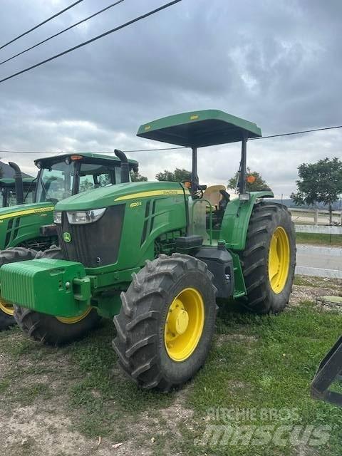 John Deere 6120 E Traktorer