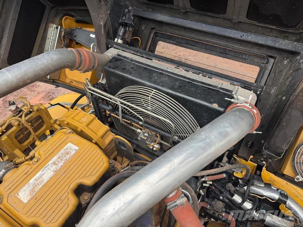 CAT 745C Redskapsbærere