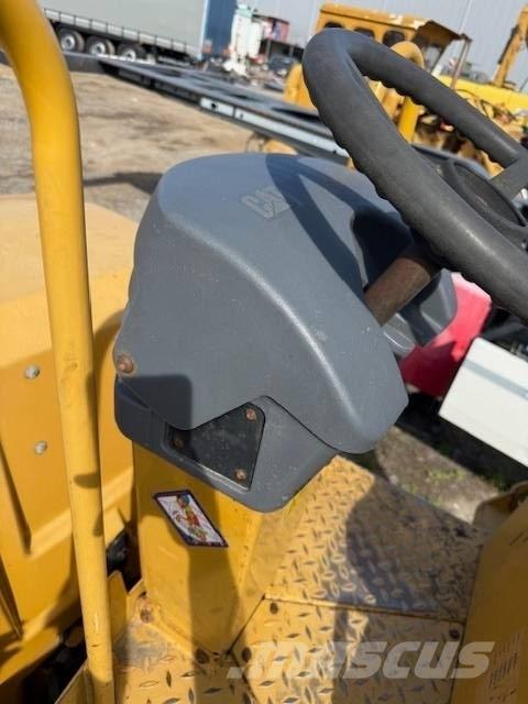CAT CB 24 Tandem Valser