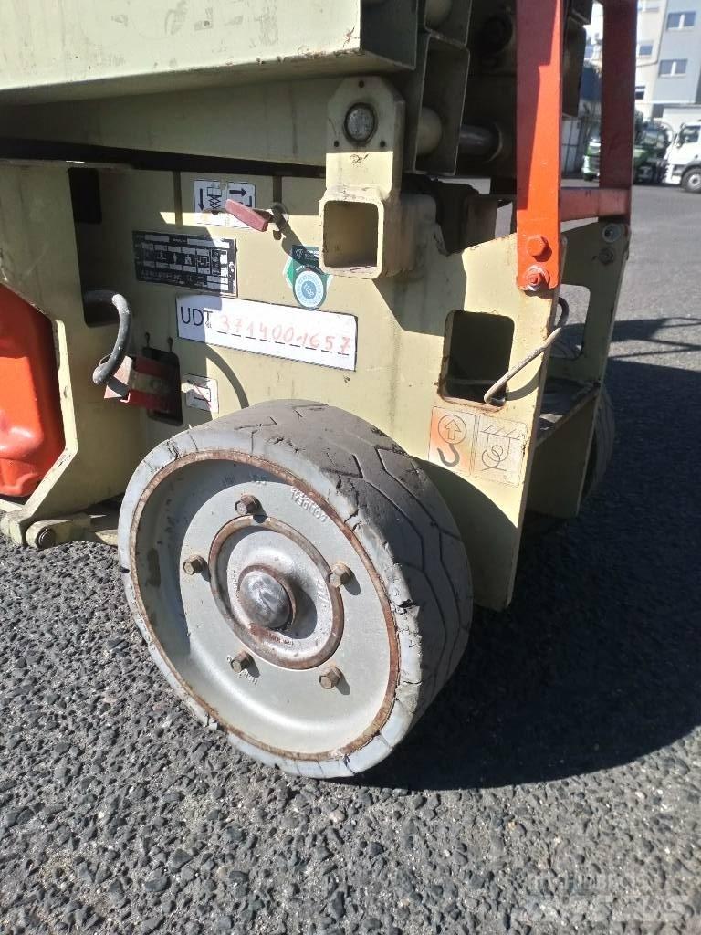 JLG 2030 ES Sakselifter