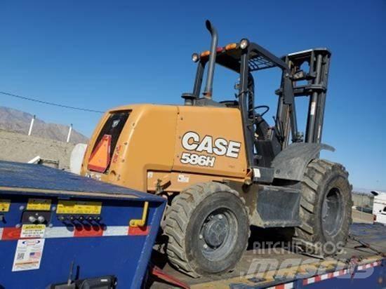 CASE 586H Terrenggående gaffeltruck