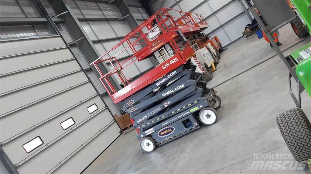 SkyJack SJIII4626 Sakselifter