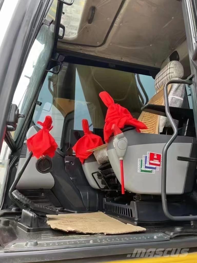 Komatsu PC450-8 Beltegraver