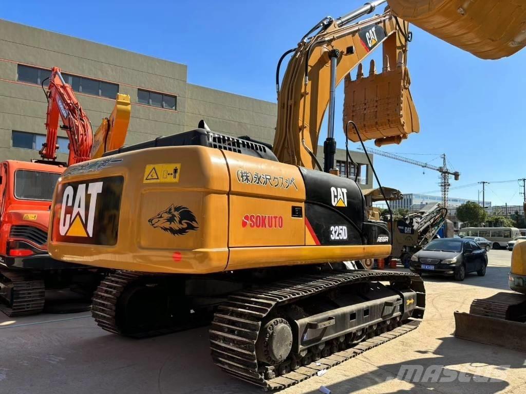 CAT 325 D Beltegraver