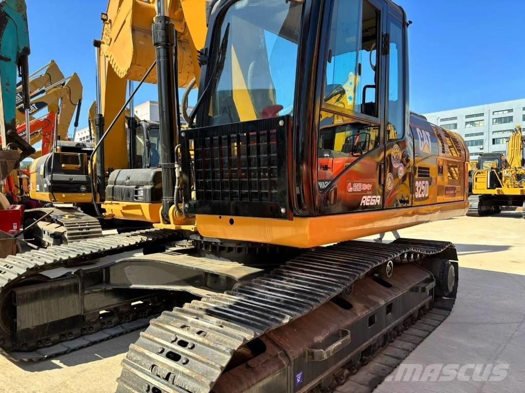 CAT 325 D Beltegraver