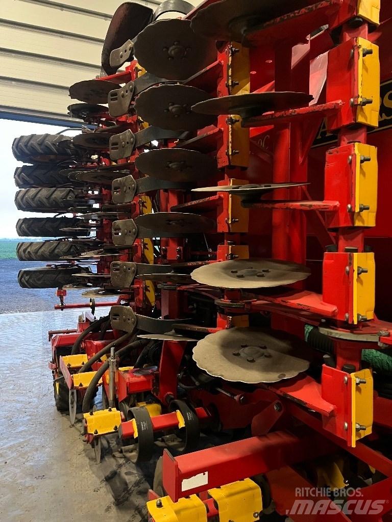 Väderstad Rapid 600c Såmaskiner