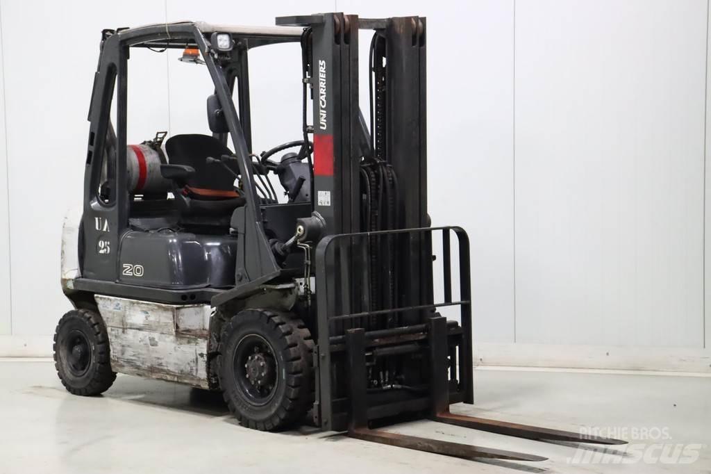 Nissan U1D2A20LQ Propan trucker