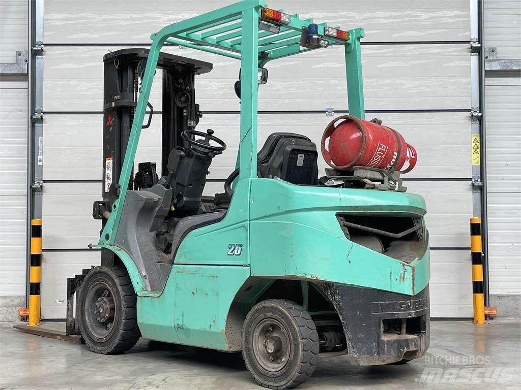 Mitsubishi FG25T Propan trucker