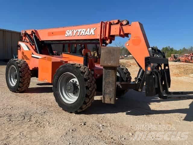 SkyTrak 10054 Teleskoplastere