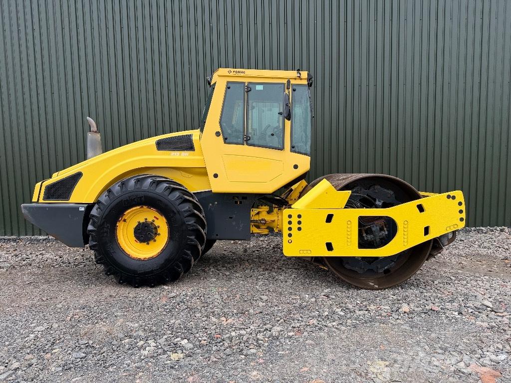 Bomag BW 213 D H-4 Valsetog