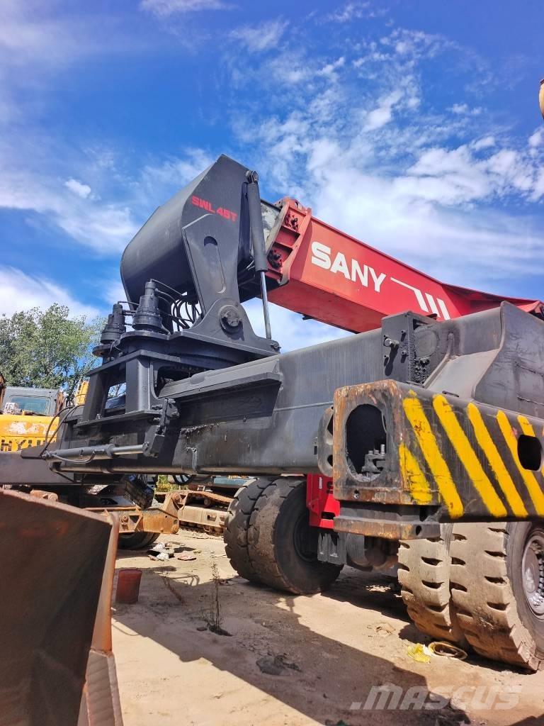 Sany SRSC 45 C30 Reachstackere
