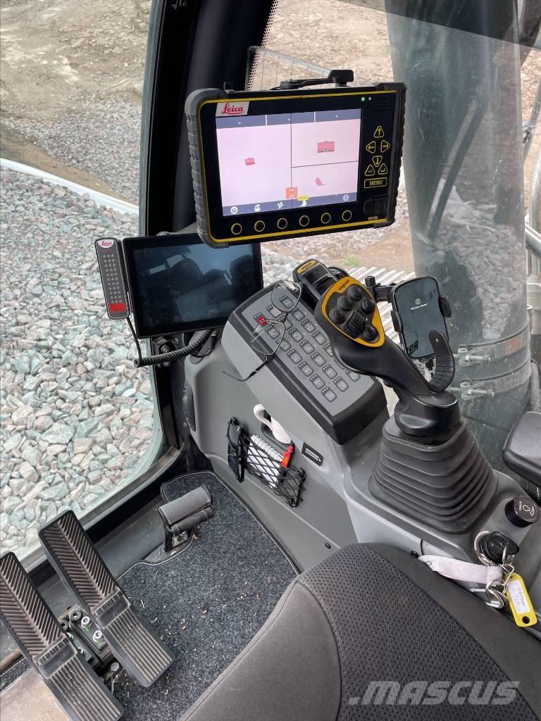 Liebherr R930 Gravemaskiner med lang bom