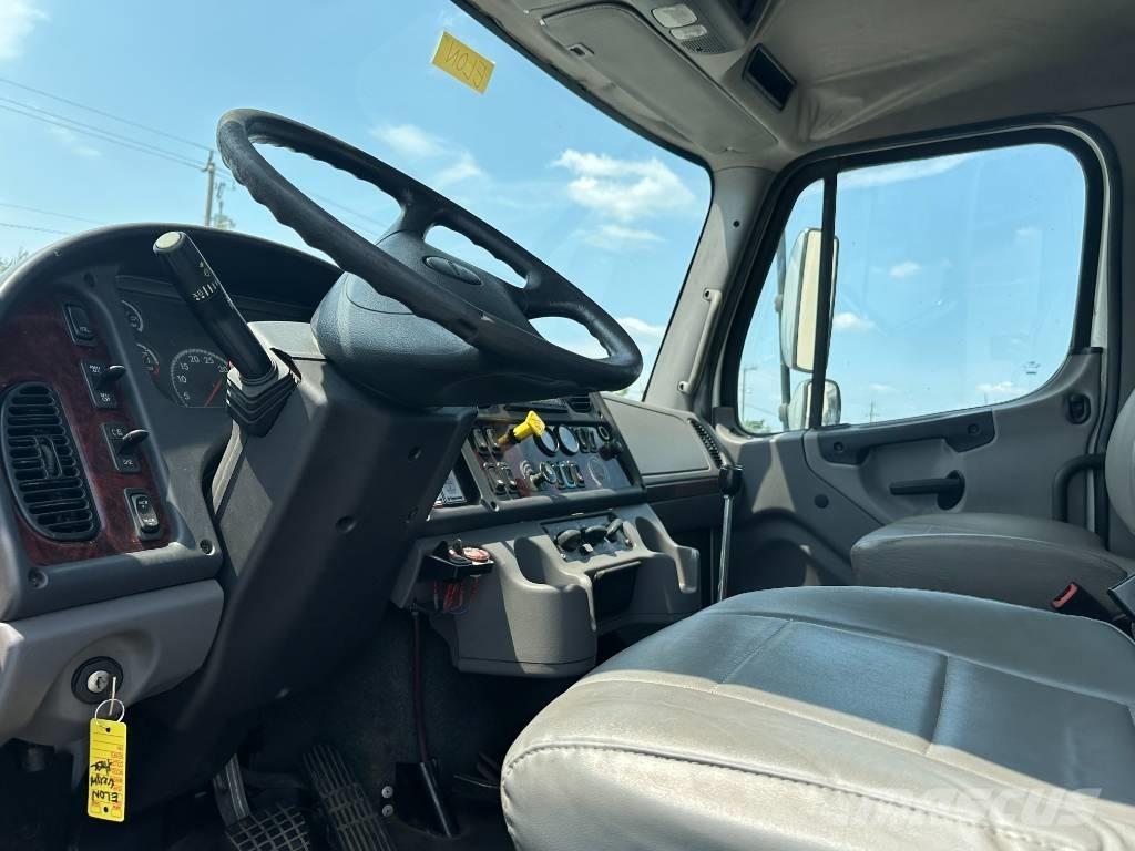 Freightliner M2 Renovasjonsbil
