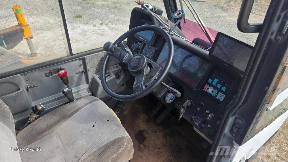 Kato KR 50 H Røff terreng kraner