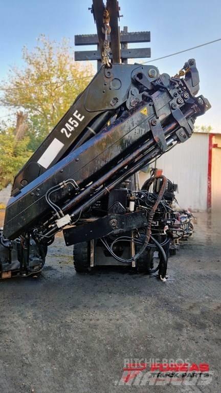 Hiab 245 E-4 Andre kraner