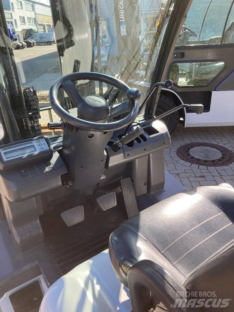 Nissan YG1D2A32Q Diesel Trucker