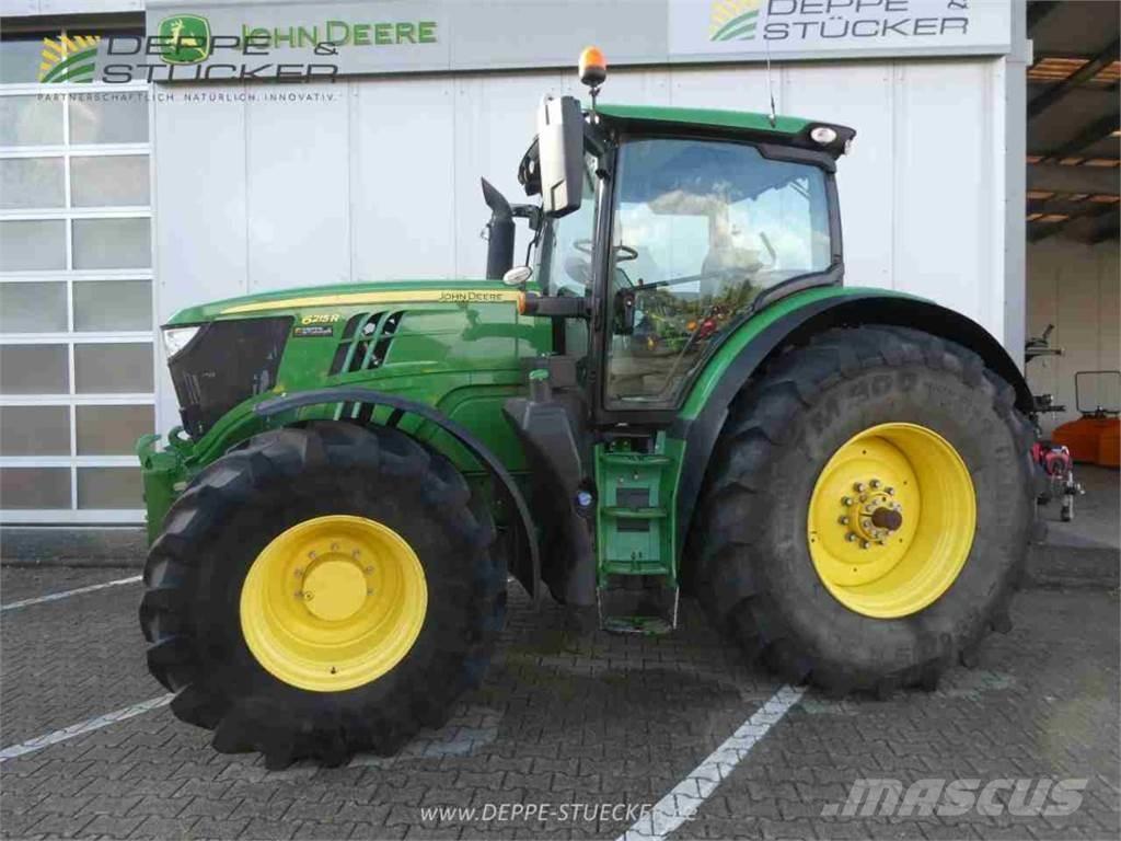 John Deere 6215R Traktorer