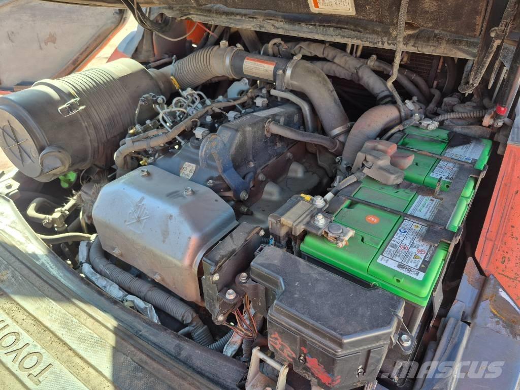 Toyota 8 FD 40 U Gaffeltrucker - Annet