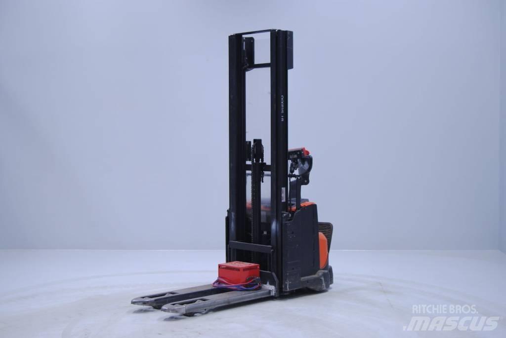 Toyota SWE120L Ledestablere