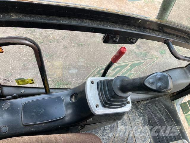 JCB JS 210 LC Beltegraver