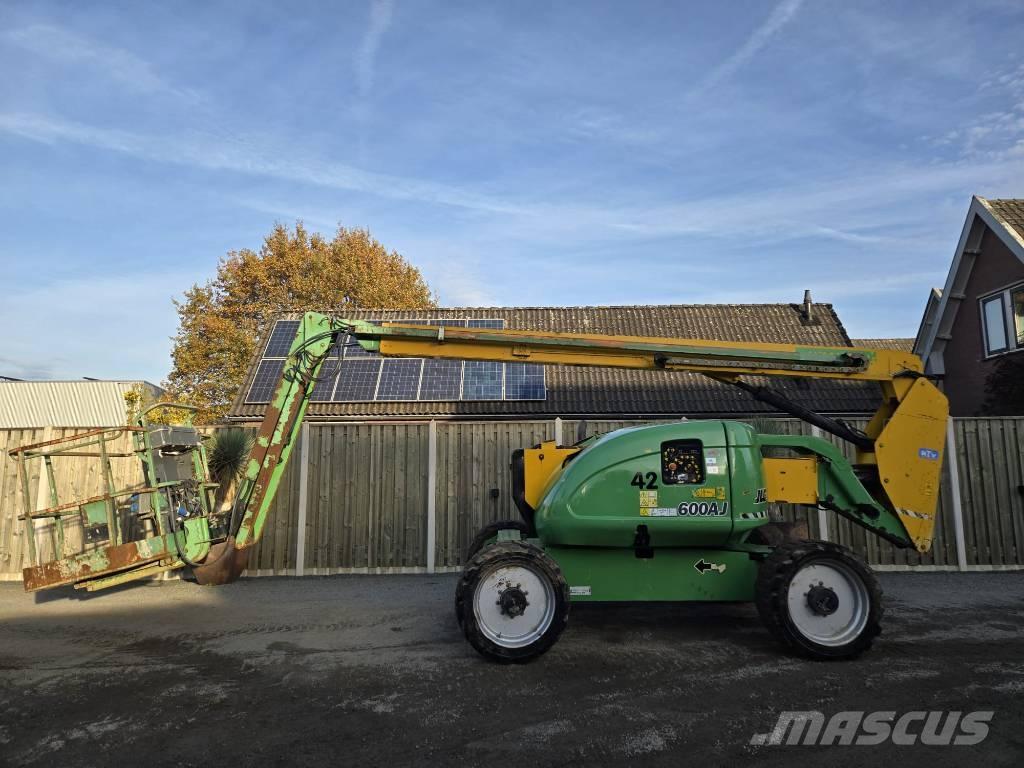 JLG 600 AJ Leddede bomlifter