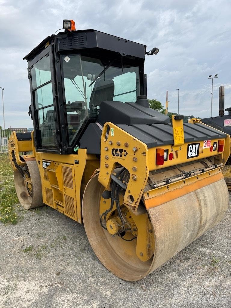 CAT CD 54 B Tandem Valser