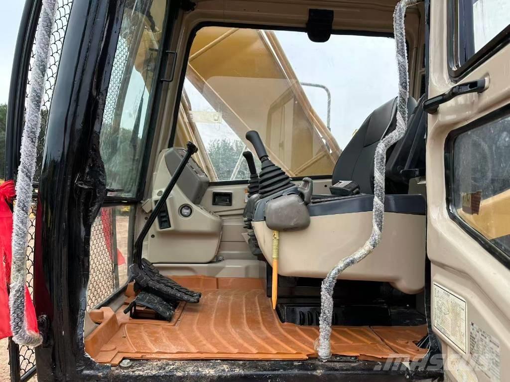 CAT 320 B L Beltegraver