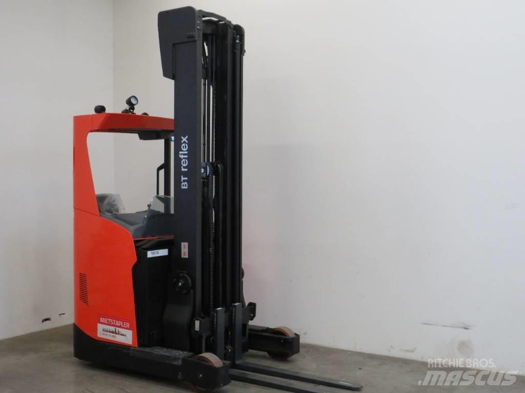BT RR E 140 H Skyvemasttruck