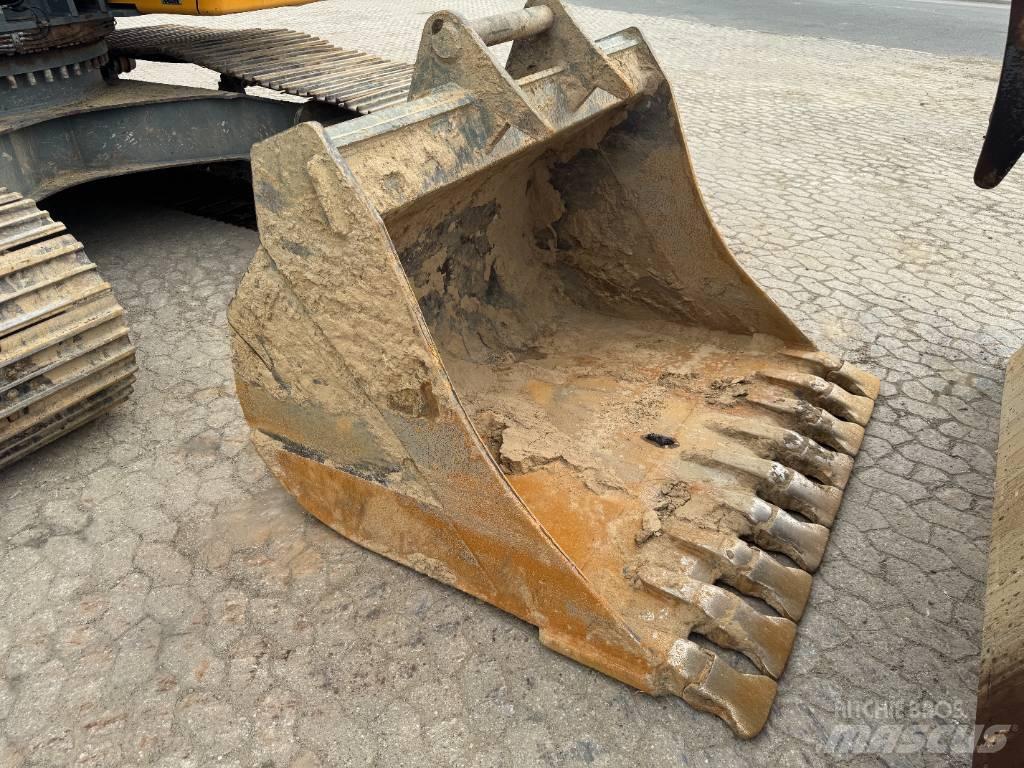 Liebherr R 926 LC Beltegraver
