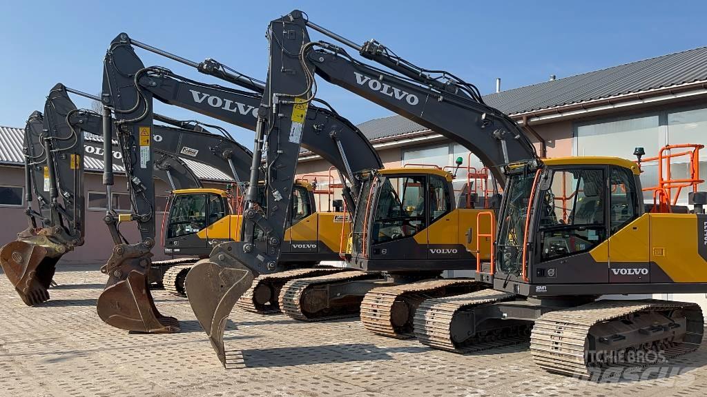 Volvo EC 220 E Beltegraver