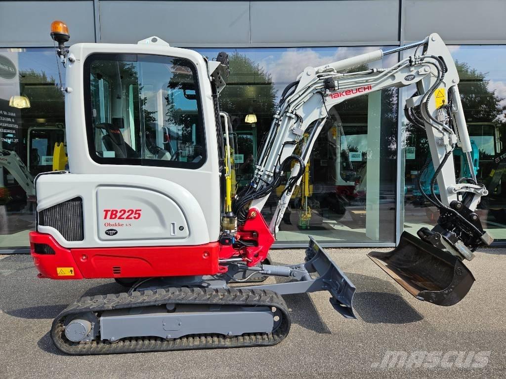 Takeuchi TB 225 Minigravere <7t