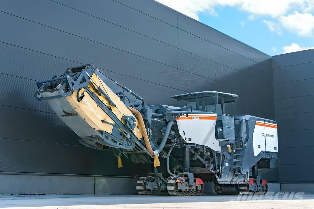 Wirtgen W 220 FI Asfalt-kaldfresere