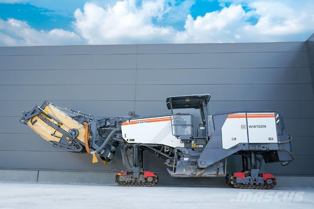 Wirtgen W 220 FI Asfalt-kaldfresere