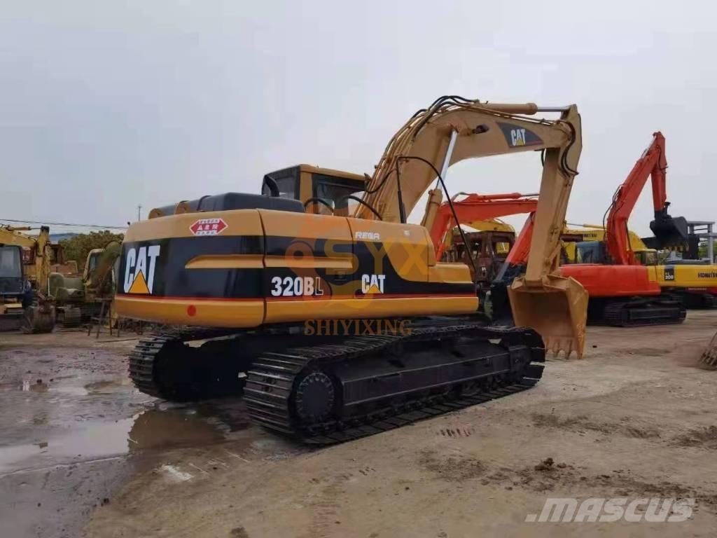 CAT 320 B Beltegraver