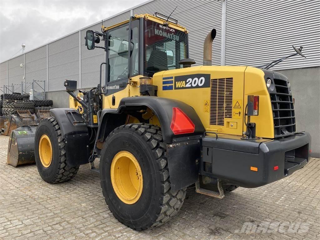 Komatsu WA200-7 Hjullastere