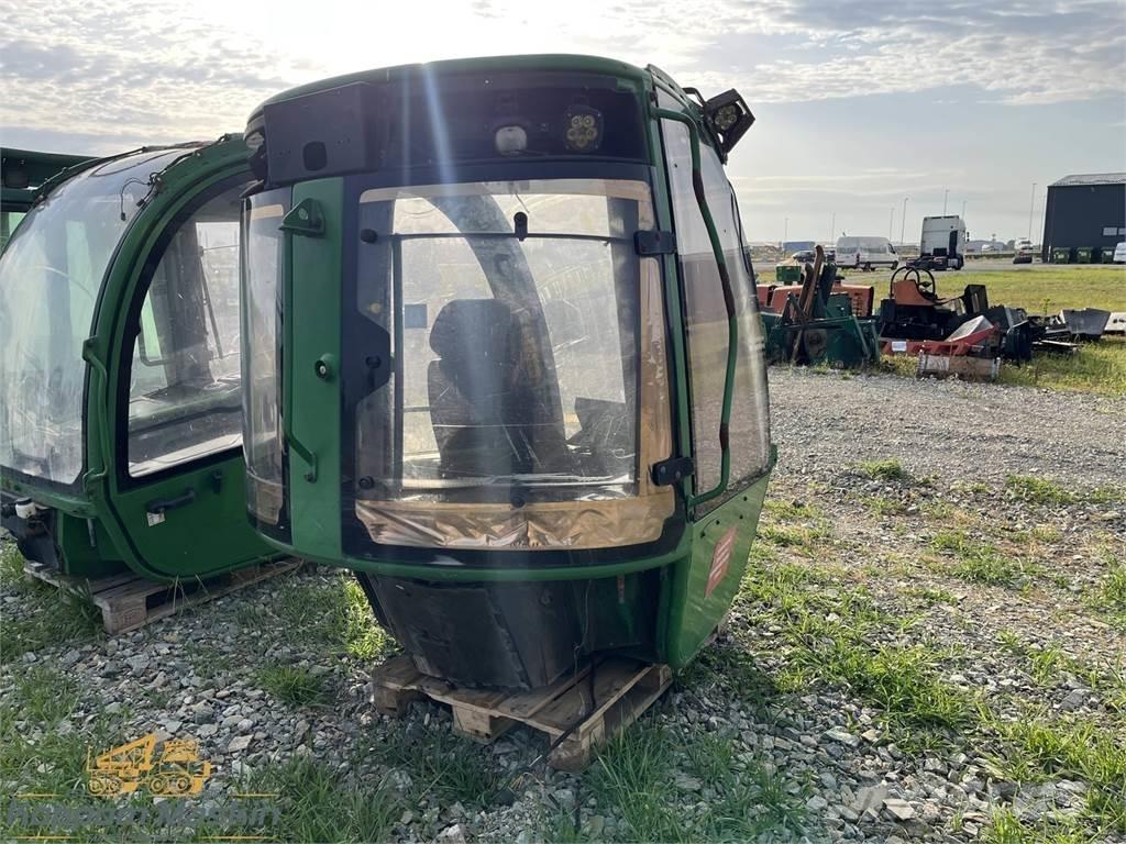 John Deere 1010E Førerhus og Interiør