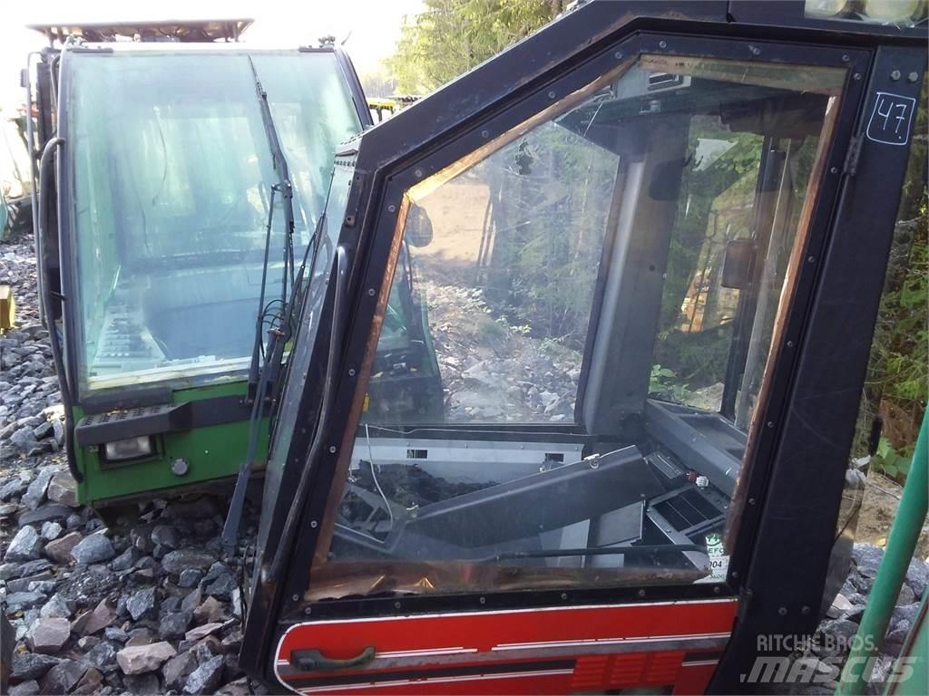 Valmet 901 Førerhus og Interiør