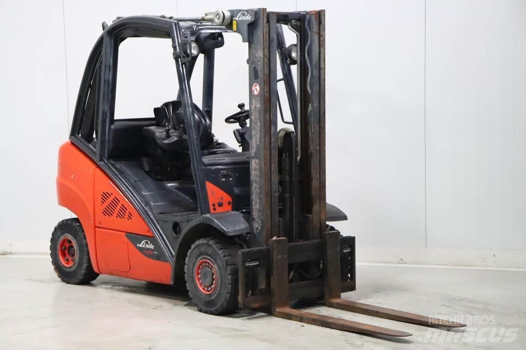 Linde H25D-02 Diesel Trucker